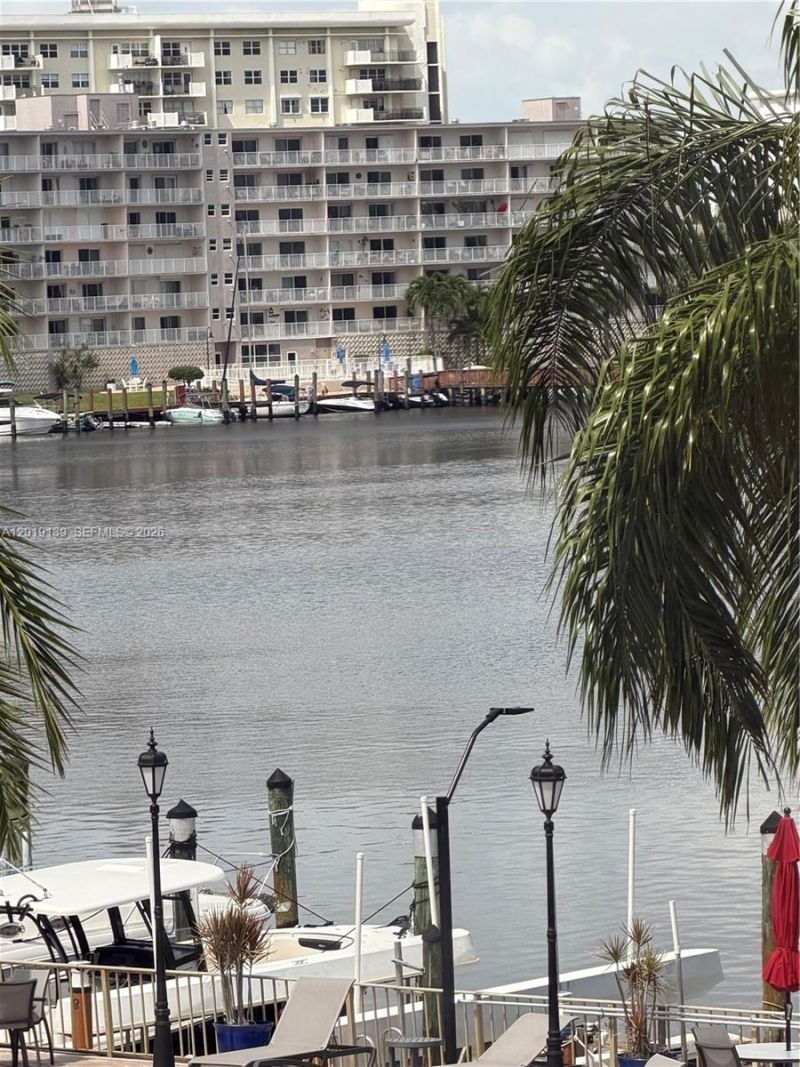 100 Golden Isles Dr , Unit 313, Hallandale Beach, FL 33009 Photo