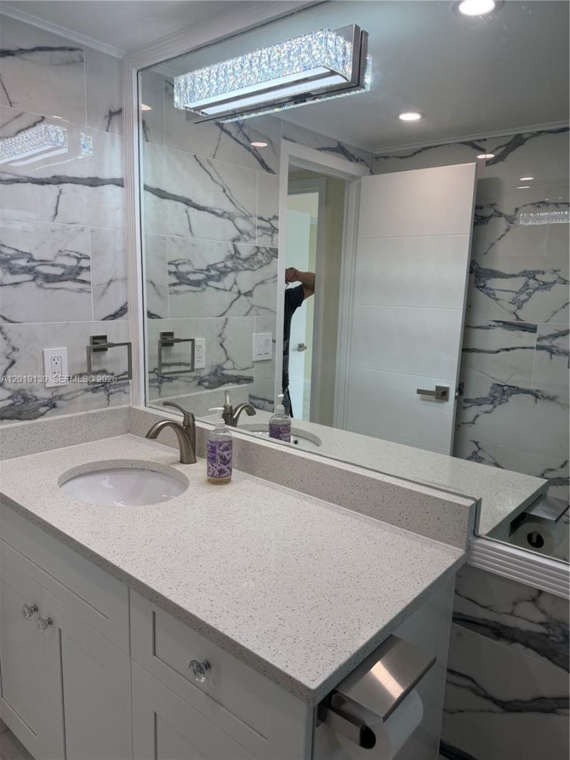 100 Golden Isles Dr , Unit 313, Hallandale Beach, FL 33009 Photo