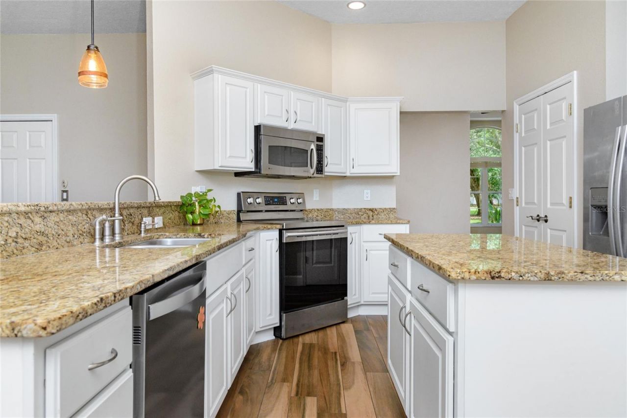 370 S Lost Lake Lane, Casselberry, FL 32707 Photo