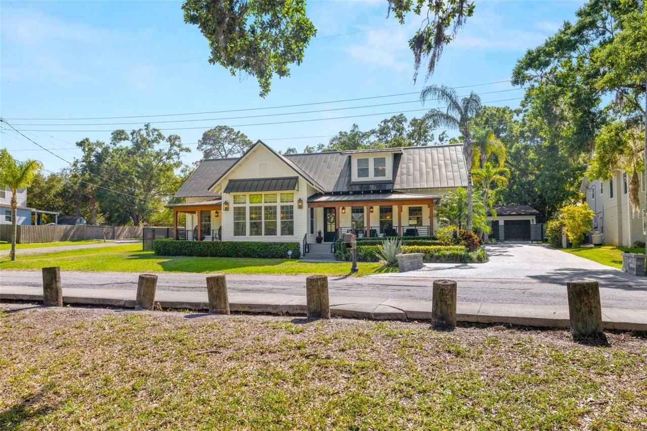 5610 N River Shore Drive, Tampa, FL 33603 Photo