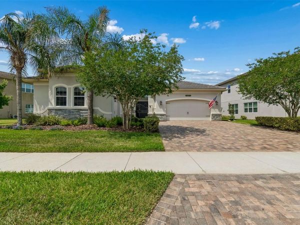 2213 HOLLOW FOREST COURT , WESLEY CHAPEL, FL 33543