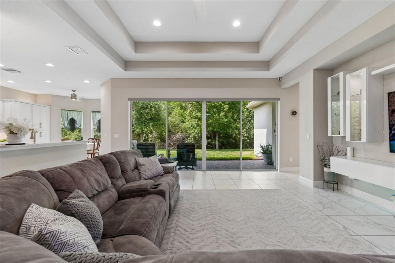 2213 Hollow Forest Court , Wesley Chapel, FL 33543 Photo