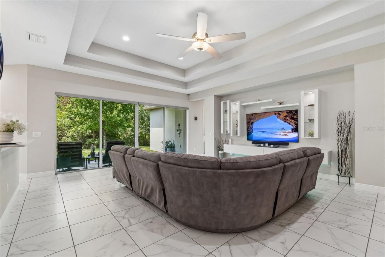2213 Hollow Forest Court , Wesley Chapel, FL 33543 Photo