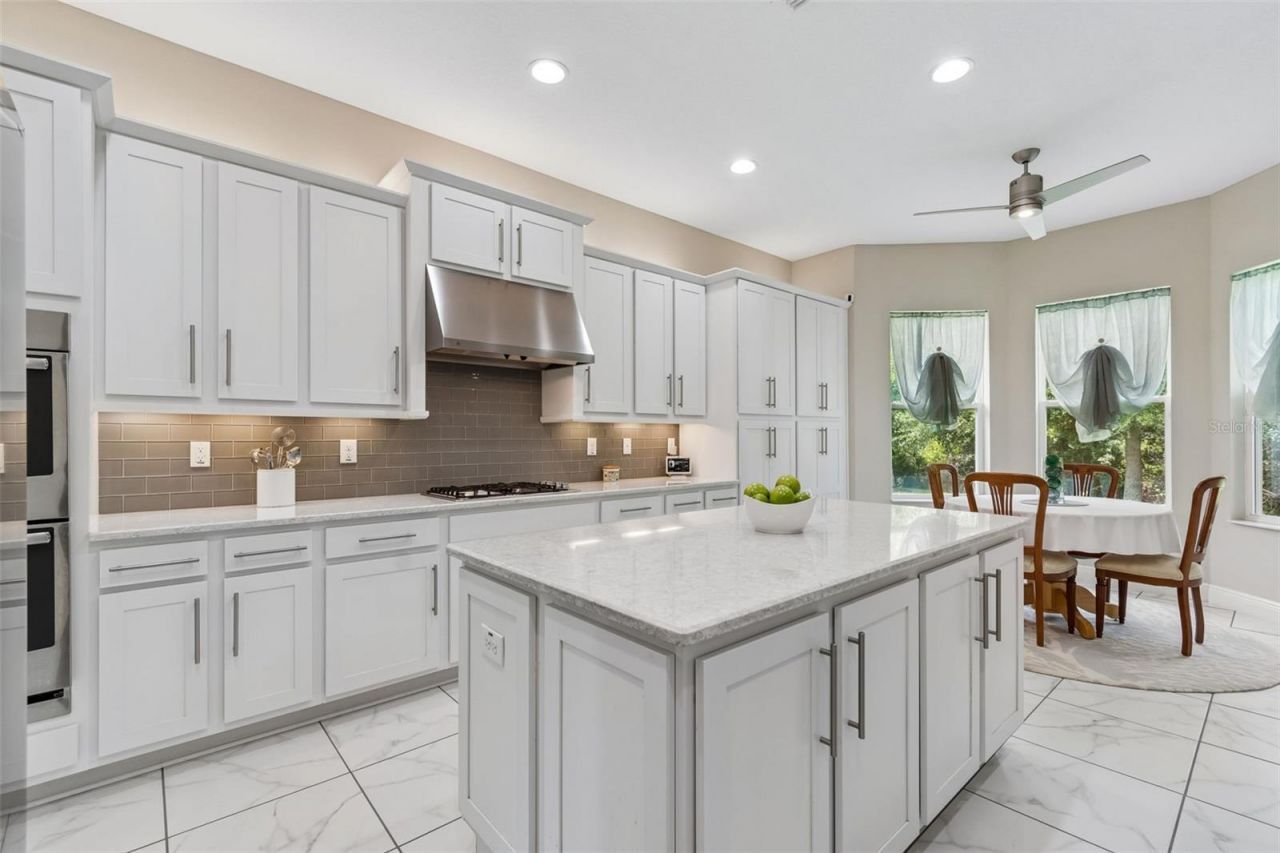 2213 Hollow Forest Court , Wesley Chapel, FL 33543 Photo