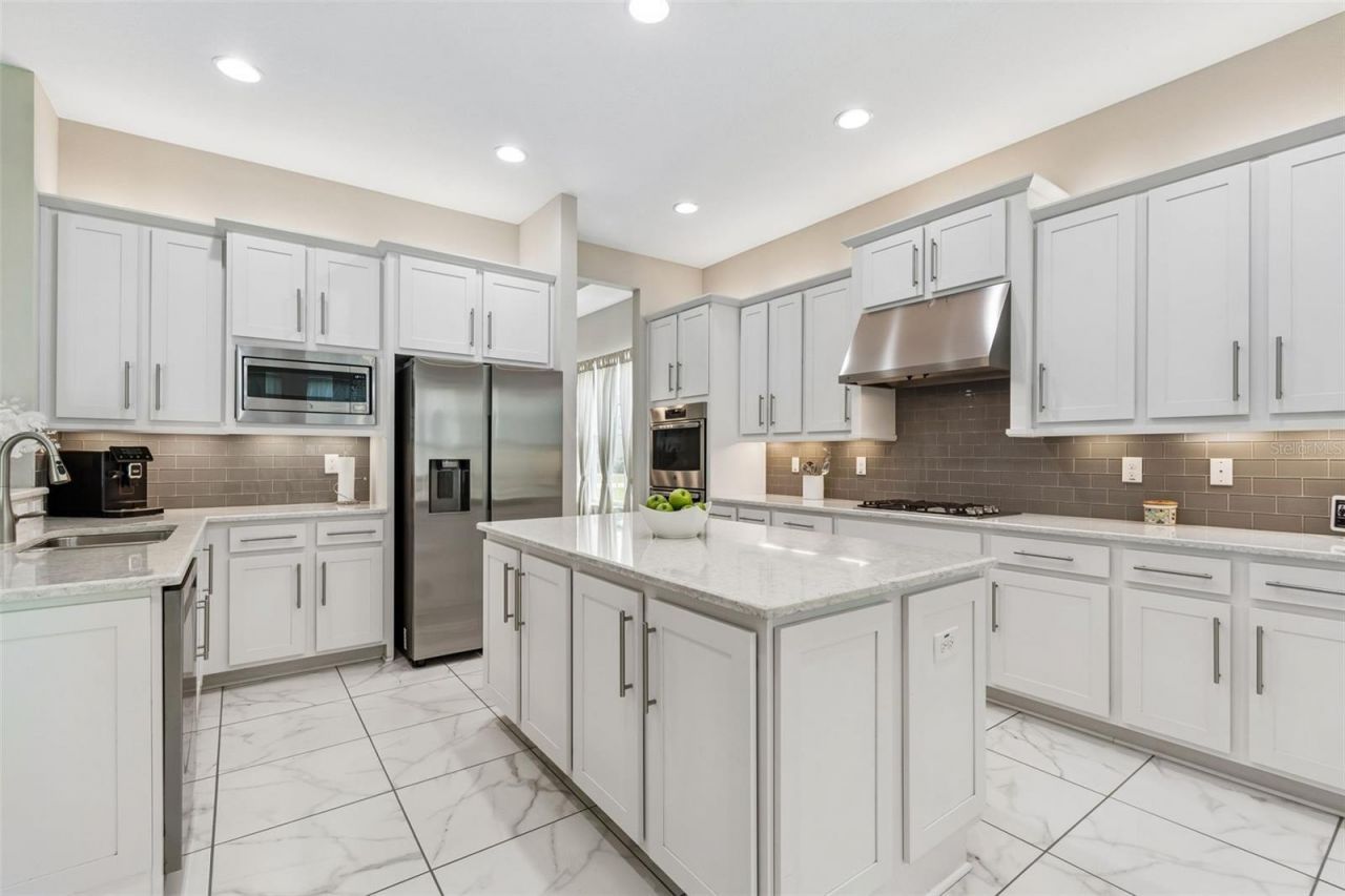 2213 Hollow Forest Court , Wesley Chapel, FL 33543 Photo