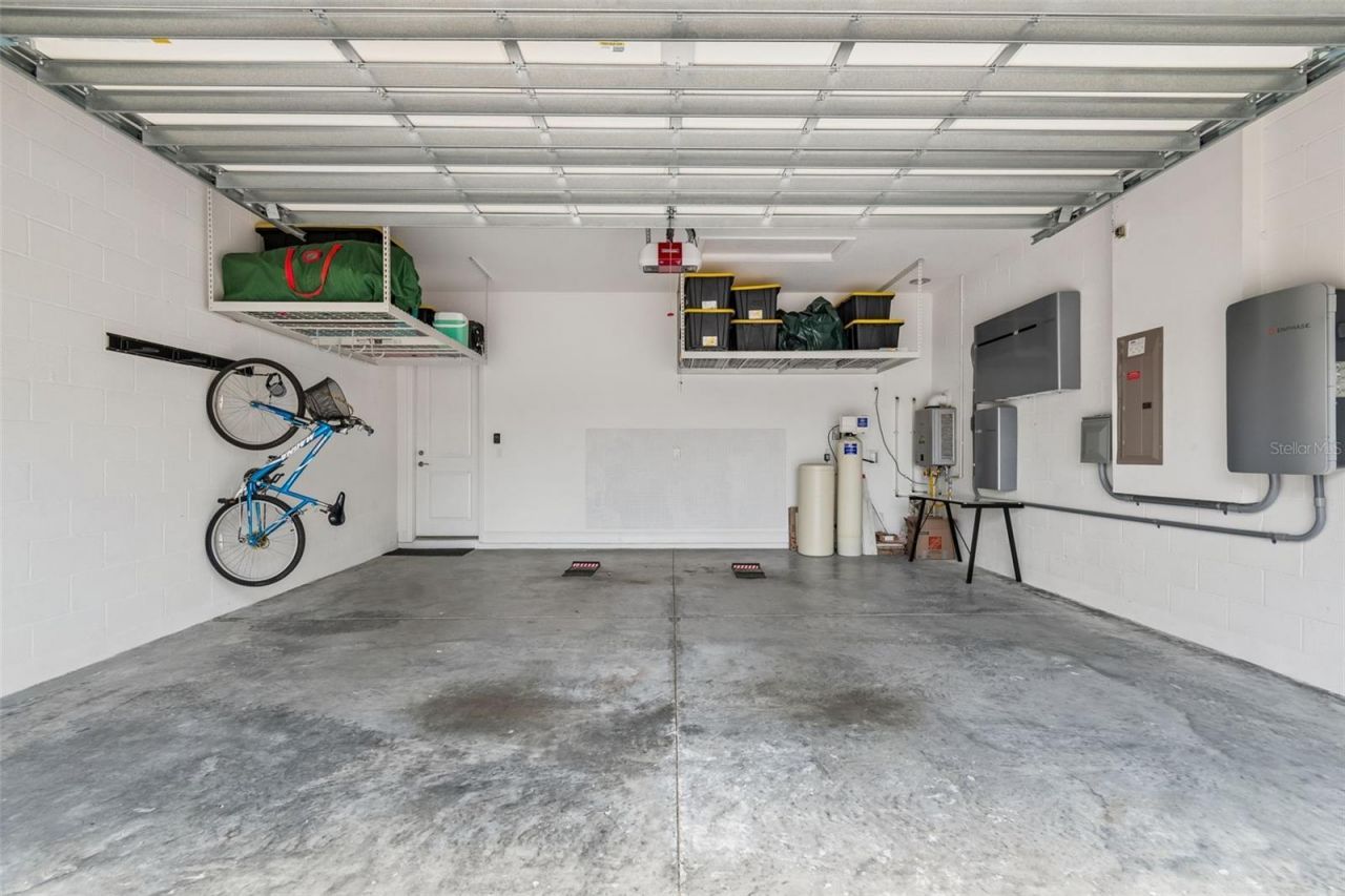 2213 Hollow Forest Court , Wesley Chapel, FL 33543 Photo