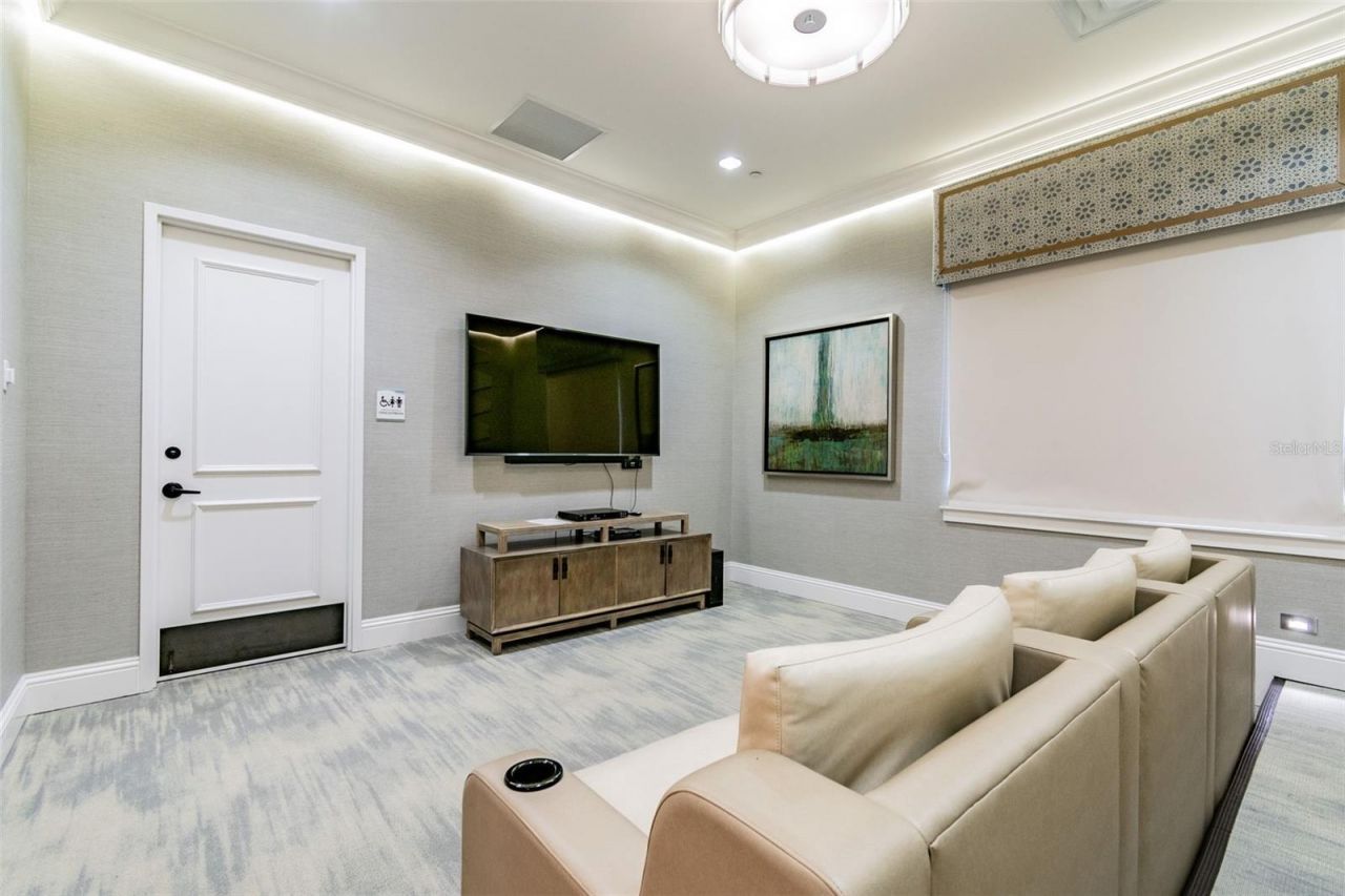 2213 Hollow Forest Court , Wesley Chapel, FL 33543 Photo