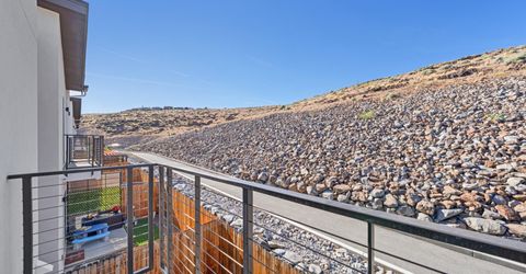 2460 Tecumseh Way, Sparks, NV 89436 Photo