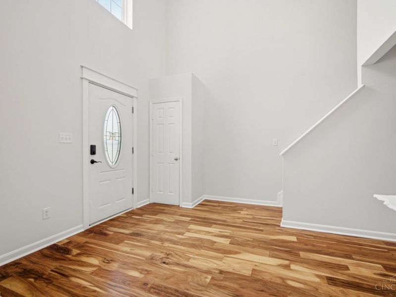 80 Cambridge Drive, Springboro, OH 45066 Photo 5