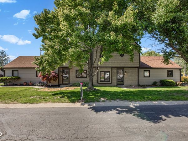 5924 Highgate Circle E, Indianapolis, IN 46250