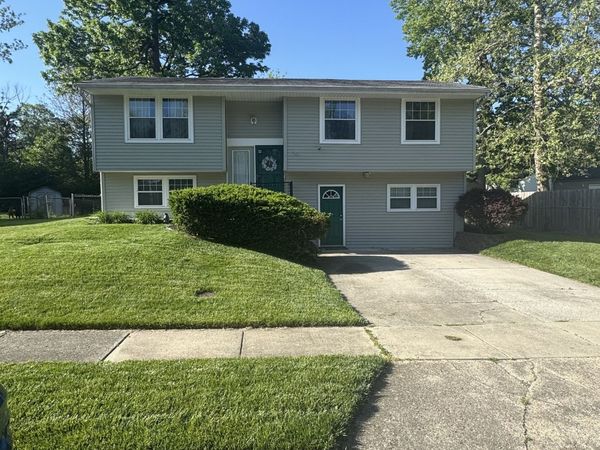 10361 Mercury Drive , Indianapolis, IN 46229