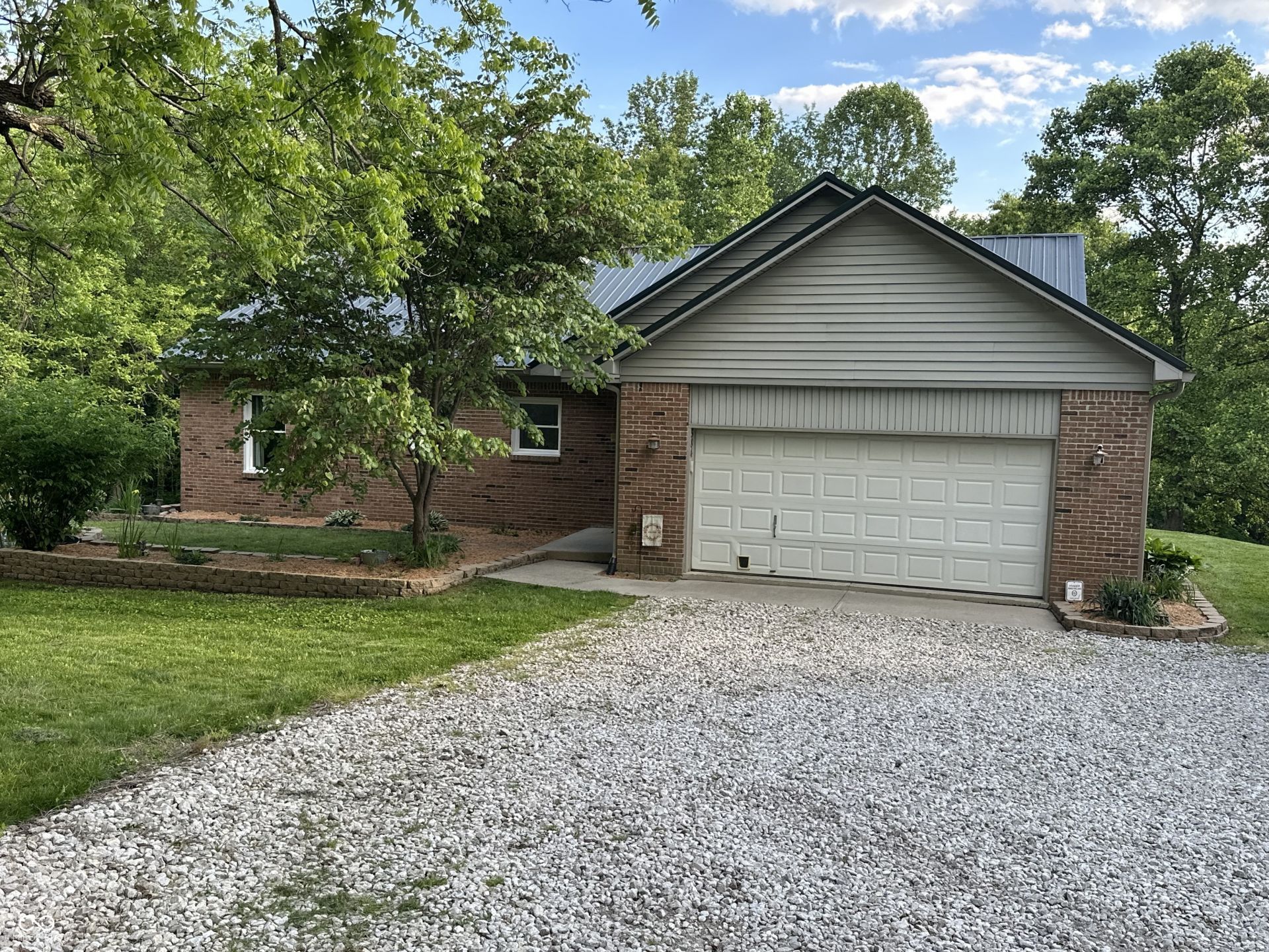 584 Schultz Lane, Martinsville, IN 46151 Main Photo