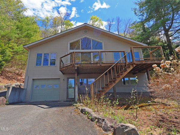 516 E Shore Drive, Adirondack, NY 12808