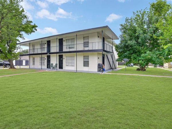 3016 Tudor Lane , Irving, TX 75060