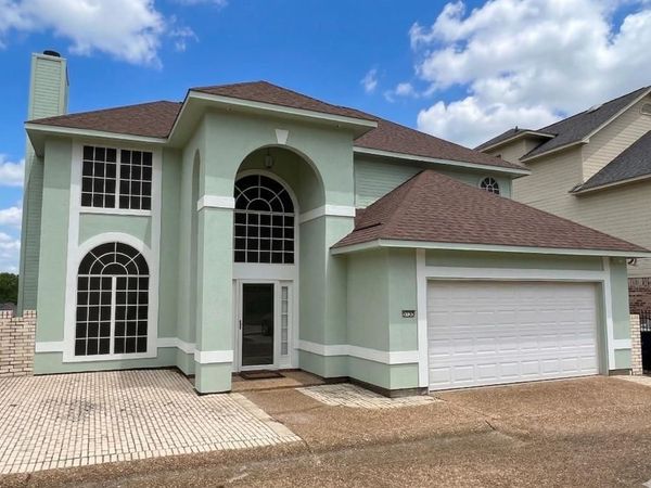 5735 S Lakeshore Drive , Shreveport, LA 71119