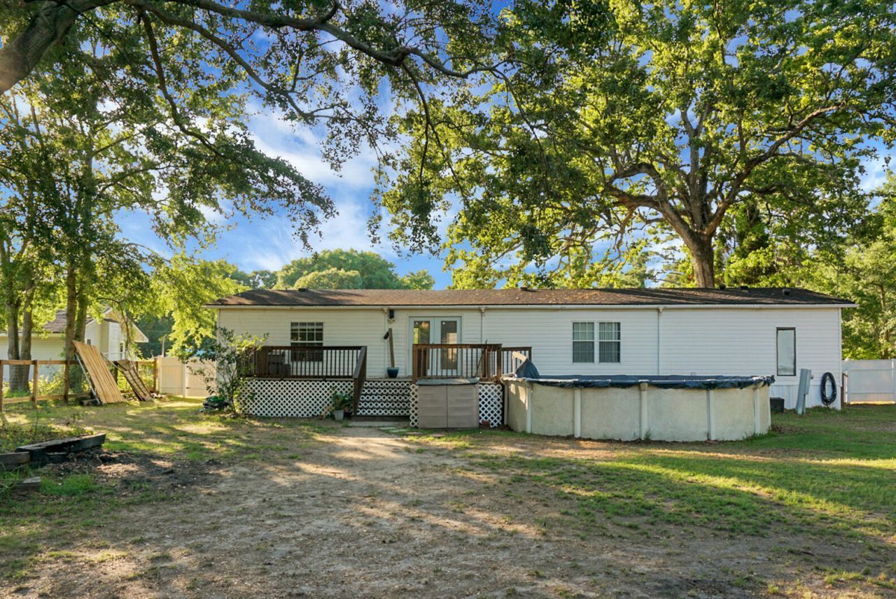 1170 Royle Road Photo 37