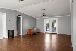 1170 Royle Road photo 4