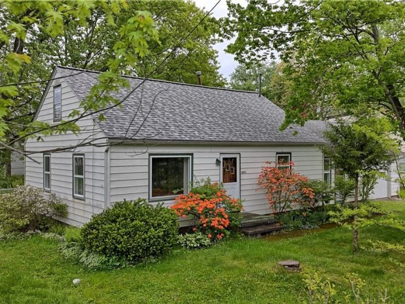 10071 Colfax Drive , Columbia Station, OH 44028 Photo 3