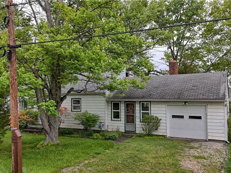 10071 Colfax Drive , Columbia Station, OH 44028 Photo 4