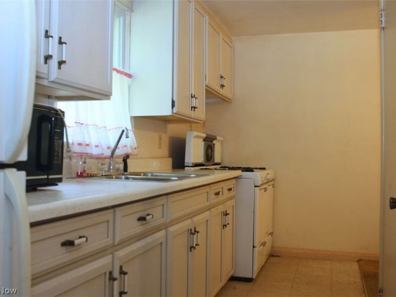 10071 Colfax Drive , Columbia Station, OH 44028 Photo 7