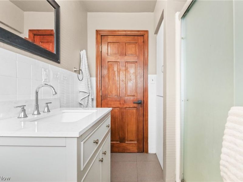 1043 Slosson Street , Akron, OH 44320 Photo 21