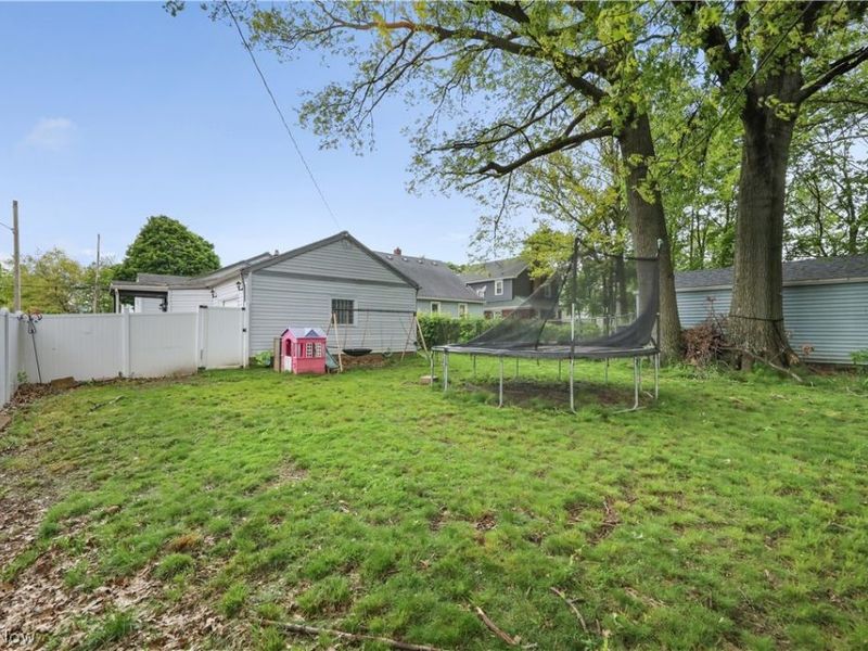 1043 Slosson Street, Akron, OH 44320 Photo 42