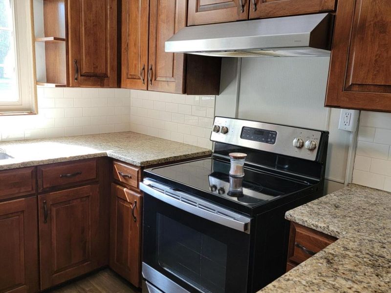 28 S 33rd Street , Newark, OH 43055 Photo 5