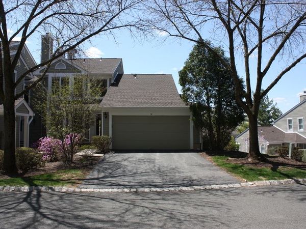 31 Edgewood Road Ondo, Bedminster, NJ 07921