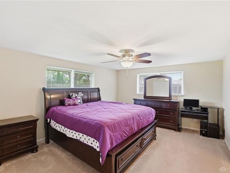 6824 Laurelview Drive, Huber Heights, OH 45424 Photo 18
