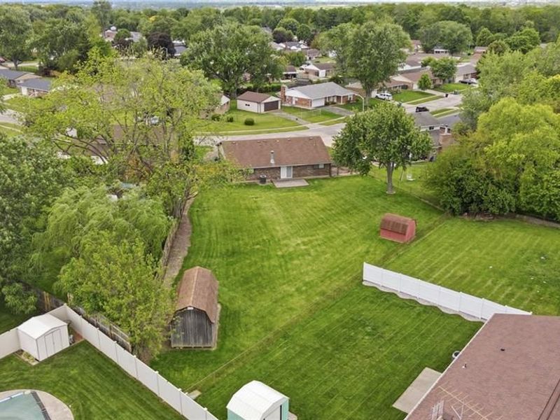 6824 Laurelview Drive, Huber Heights, OH 45424 Photo 3