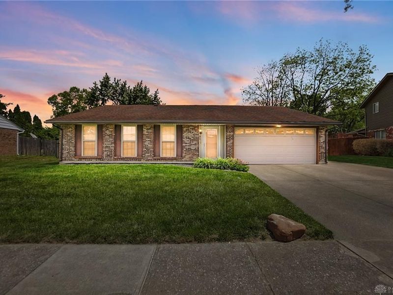 6824 Laurelview Drive, Huber Heights, OH 45424 Photo 5