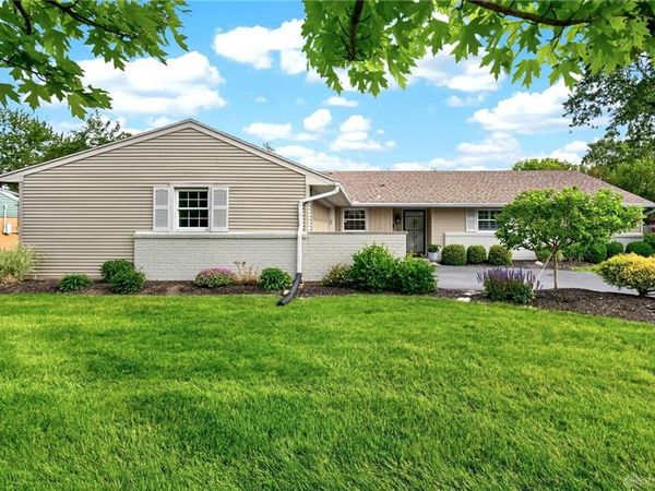 265 Gershwin Drive, Centerville, OH 45458