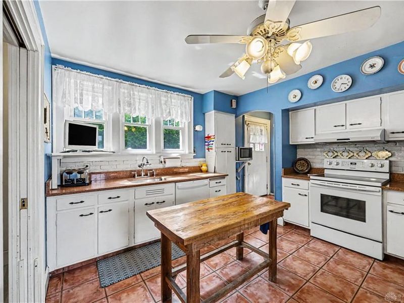 3518 Cornell Place, Cincinnati, OH 45220 Photo 4