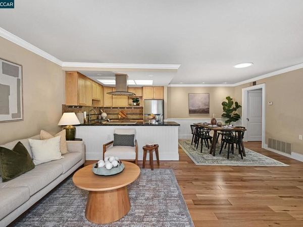 2233 Pine Knoll Dr, Unit 4, Walnut Creek, CA 94595
