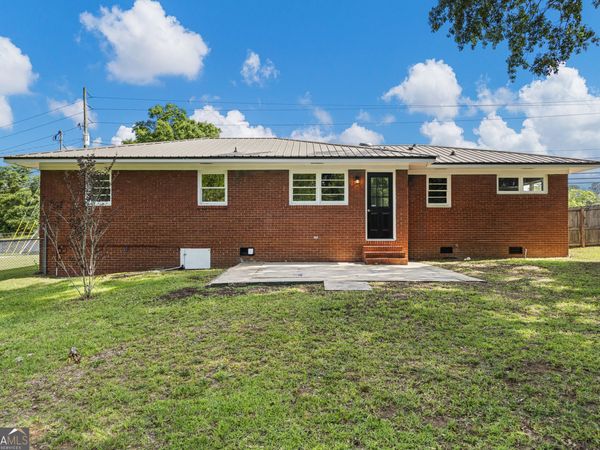 5944 Buena Vista Rd, Columbus, GA 31907