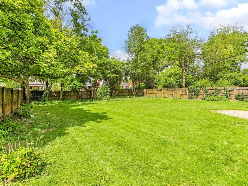 2734 Wellesley Road, Columbus, OH 43209 Photo 41