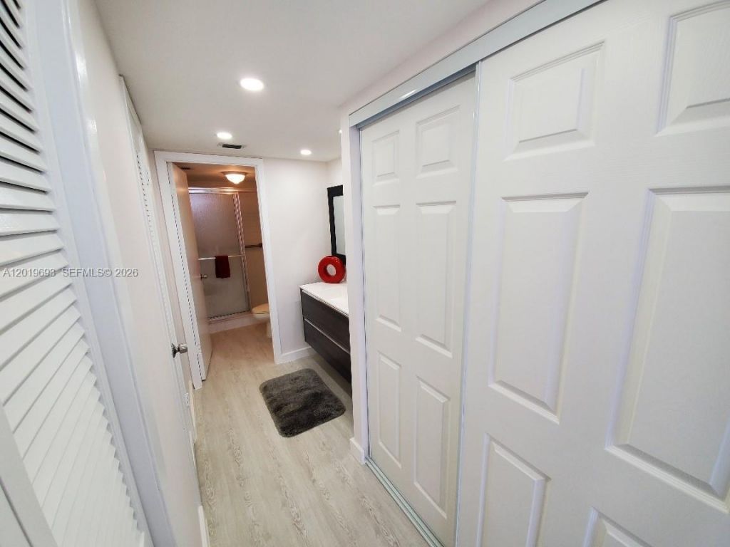 18011 Biscayne Blvd , Unit 503, Aventura, FL 33160 Photo