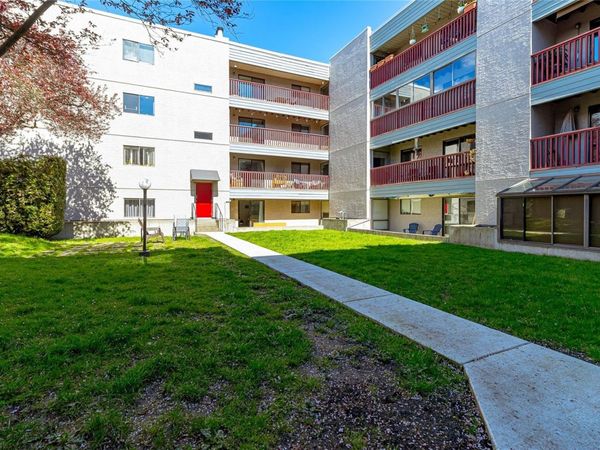 3255 Glasgow Ave, Unit #409, Saanich, BC V8X 4S4