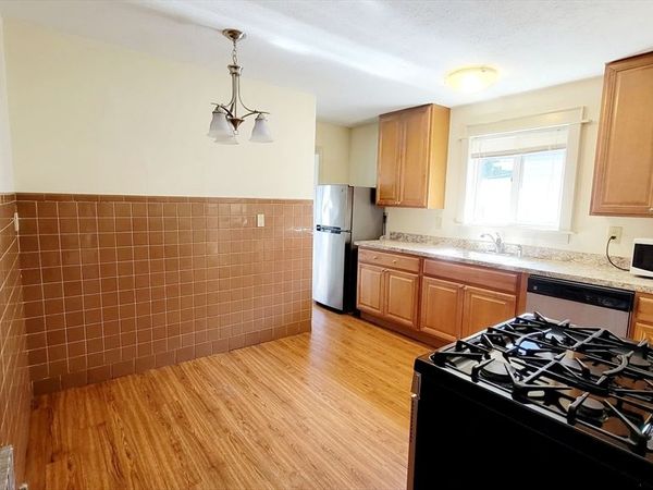149 Powder House Blvd, Unit A, Somerville, MA 02144
