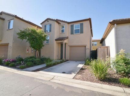 9941 Del Surf Ln, Elk Grove, CA 95757 Photo