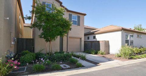 9941 Del Surf Ln, Elk Grove, CA 95757 Photo