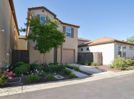9941 Del Surf Ln, Elk Grove, CA 95757 Photo