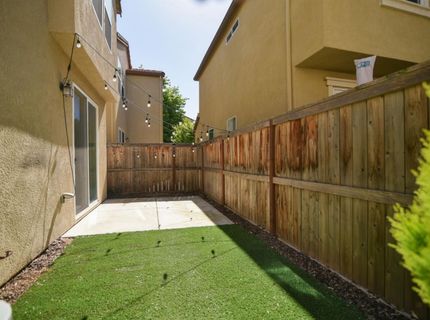 9941 Del Surf Ln, Elk Grove, CA 95757 Photo