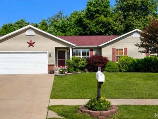 1025 Cambden Yard Drive , Warrenton, MO 63383