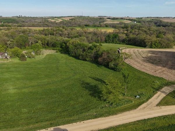 8.4 Point Road, Monticello, WI 53570