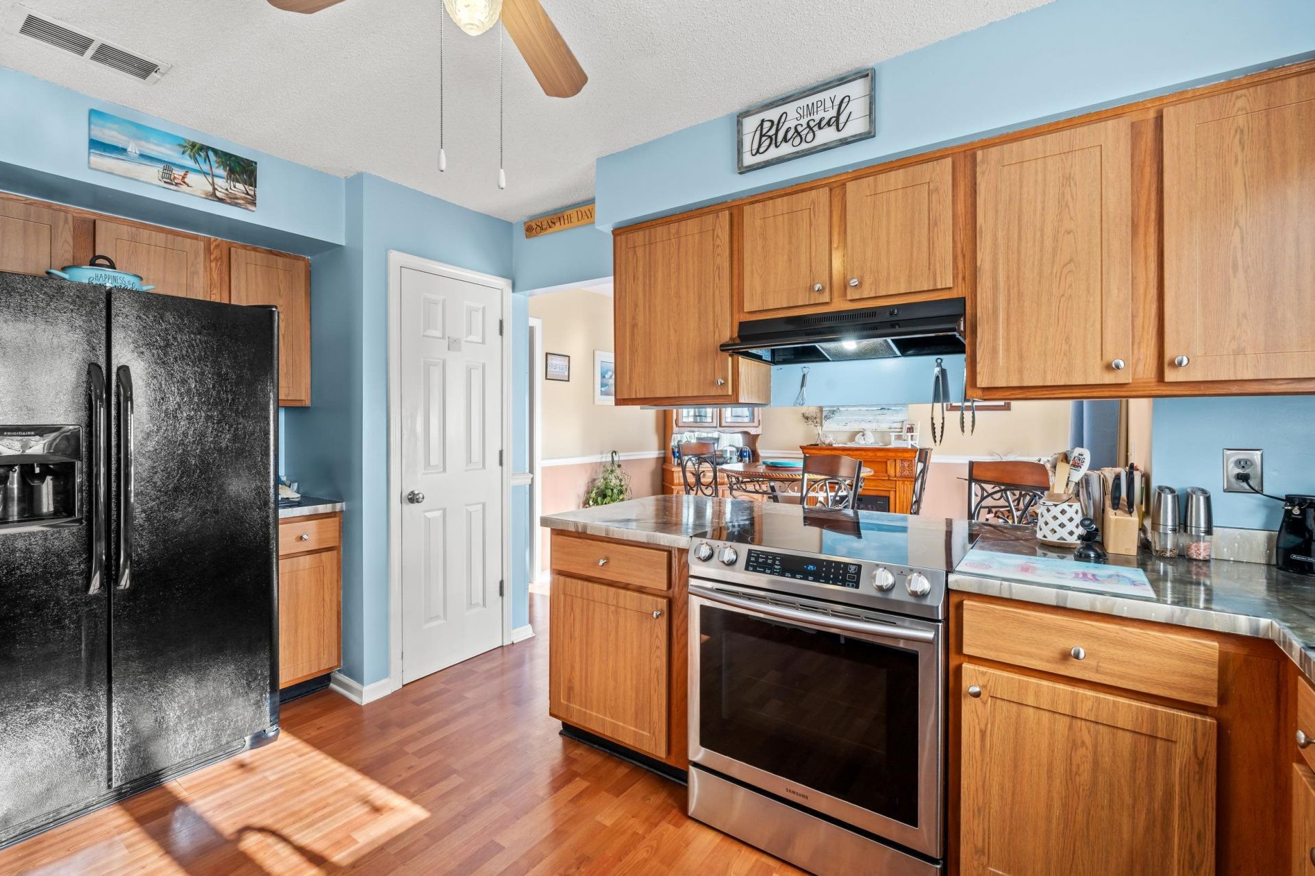 308 Killarney Dr.  Photo 8