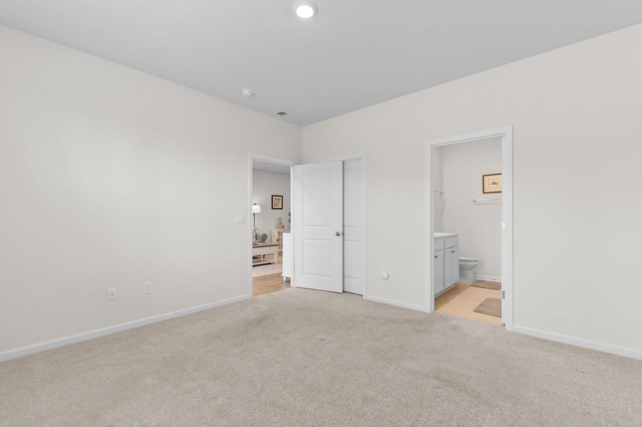 3120 Bells Lake Circle  Photo 13