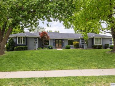 5526 S 124th Street, Omaha, NE 68137