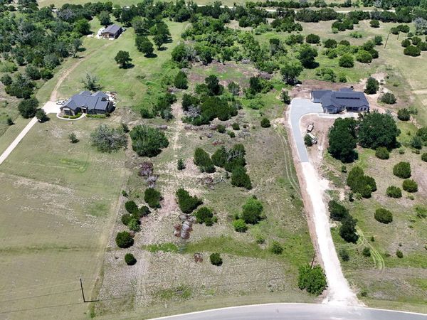 117 Stonehouse DR, Liberty Hill, TX 78642