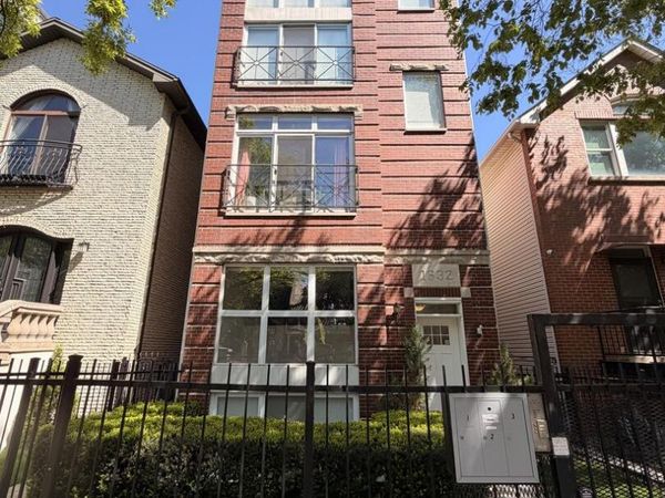 1632 W Erie Street , Unit 3, Chicago, IL 60622